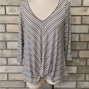 Chic Striped V-Neck Long Sleeve Top
